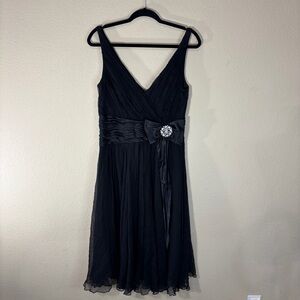 Tadashi Collection 100% Silk Black Chiffon Pleated W/ Satin Bow Dress Sz 12 Y2K